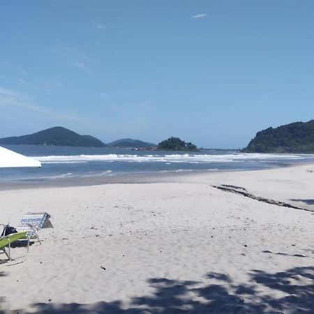 Sobrado para locação temporada Guarujá Exterior foto